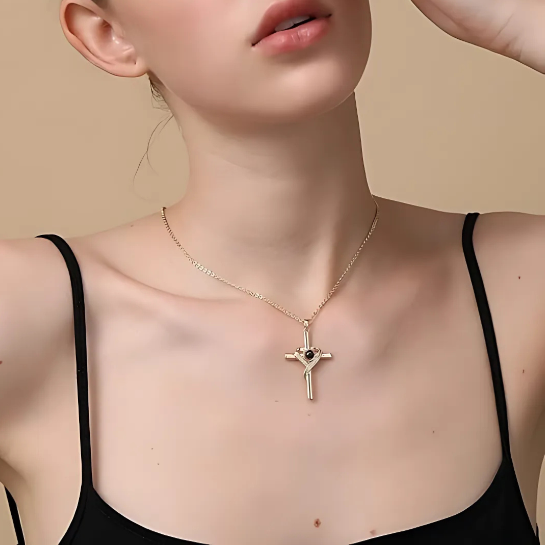 Collar con frase bíblica